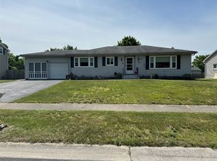 135 John Jay Dr, Rochester, NY 14617