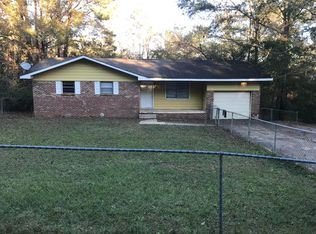 1259 Mixon School Rd, Ozark, AL 36360