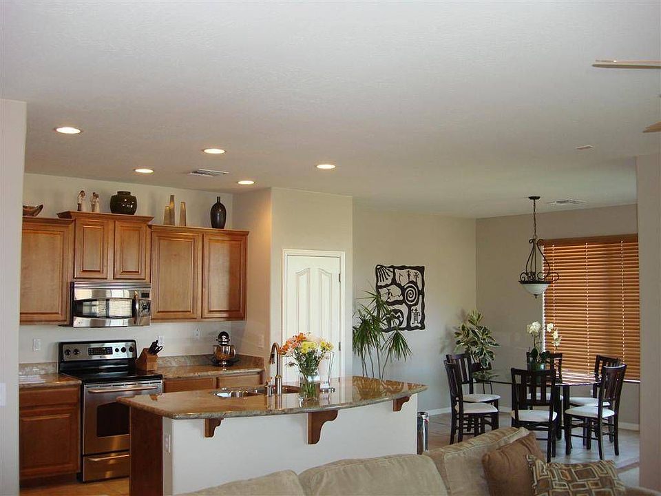 2nd image of 378 W Balsam Dr