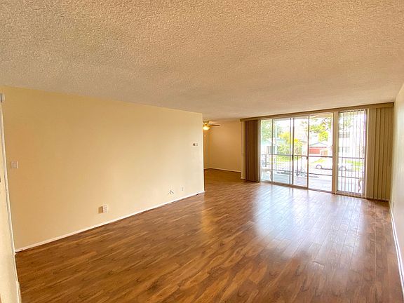 5th image of 2662 E 2nd St Unit I1