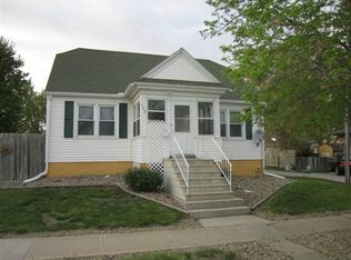 408 E 4th St, Wayne, NE 68787