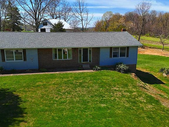 3rd image of 382 Torbert Rd