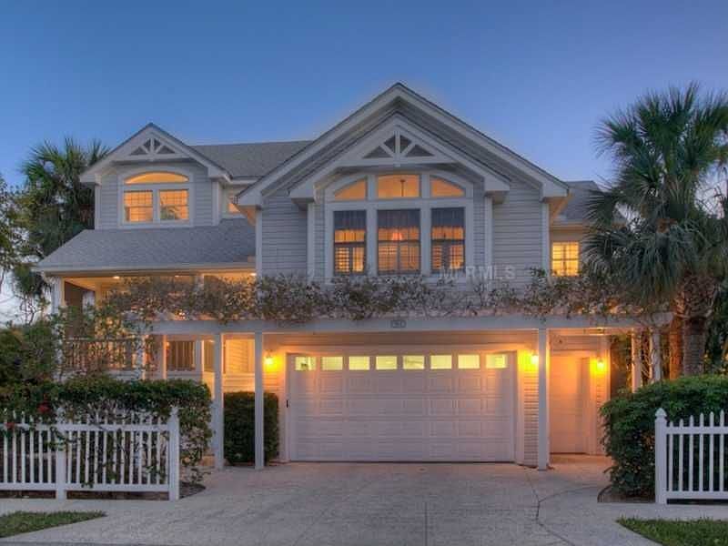 1st image of 162 Blackwall Ct