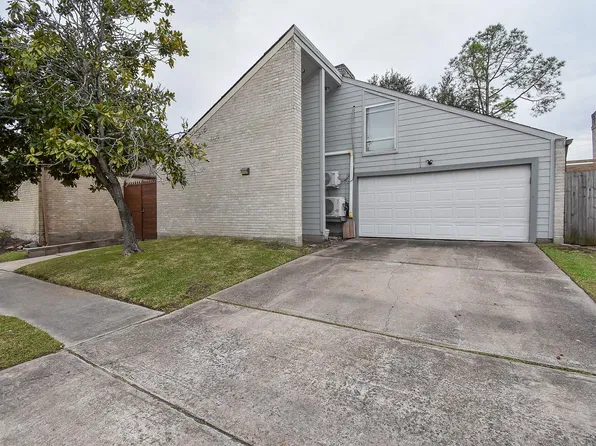 7631 Hopewell Ln, Houston, TX 77071