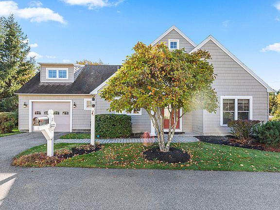 2nd image of 7 Audubon Way #7