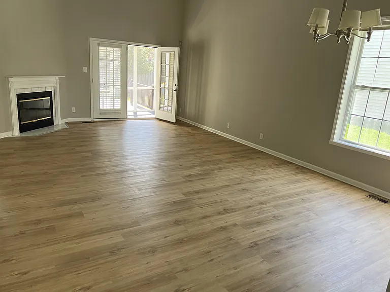 10299 Glenn Abbey Ln — Photo 4