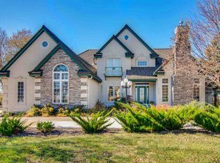 3733 SW Cobblestone Pl, Topeka, KS 66610