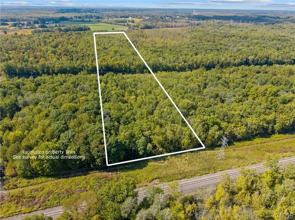 9149 Mud Mill Rd #3, Brewerton, NY 13029