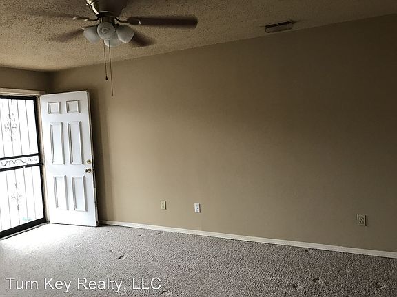 2nd image of 2372 Grayson Valley Dr