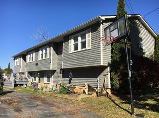 14 Goodman Ln, Pittsfield, MA 01201