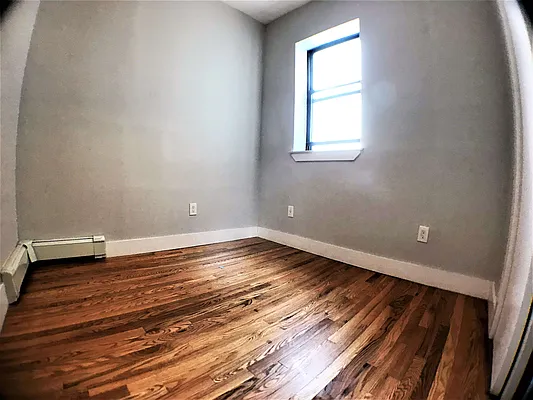 Rented by Brooklyn Group | media 7