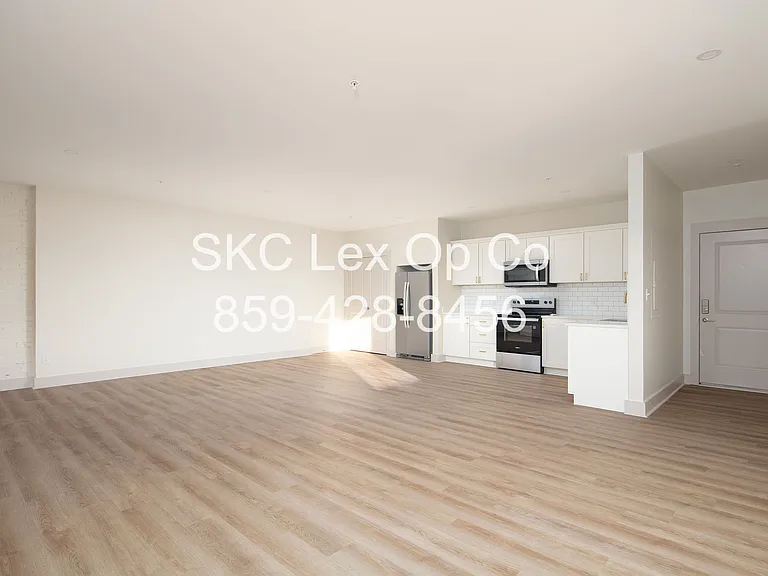 139 N Main St #A — Photo 19