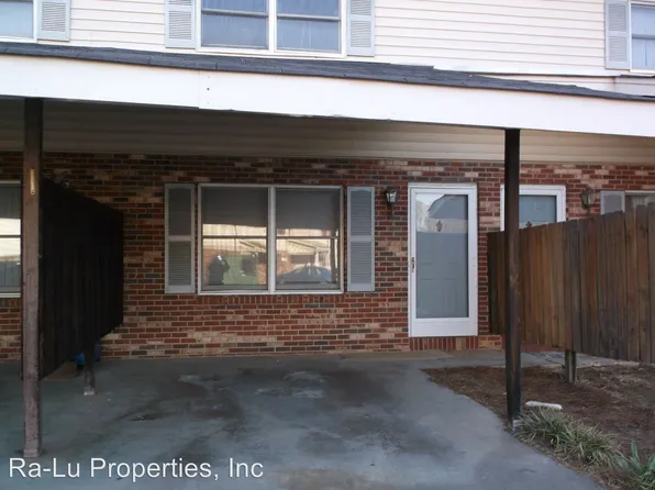 209 Timberline Dr, Winston Salem, NC 27101