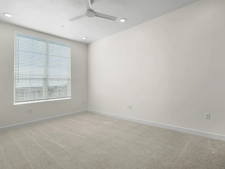 188 N 800th St E #3 — Photo 59