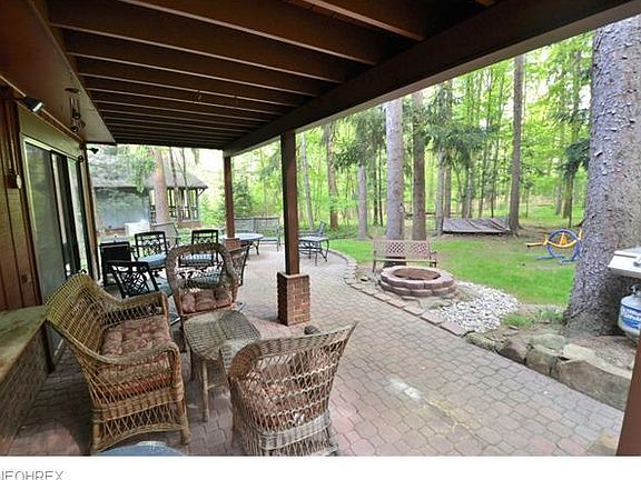 3rd image of 816 Cedar Grove Cir