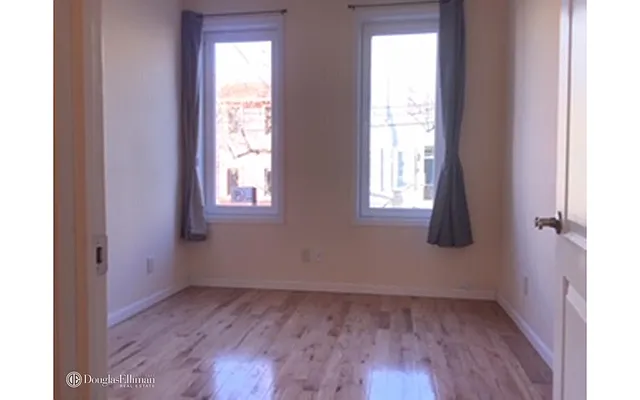 Rented by Douglas Elliman | media 16