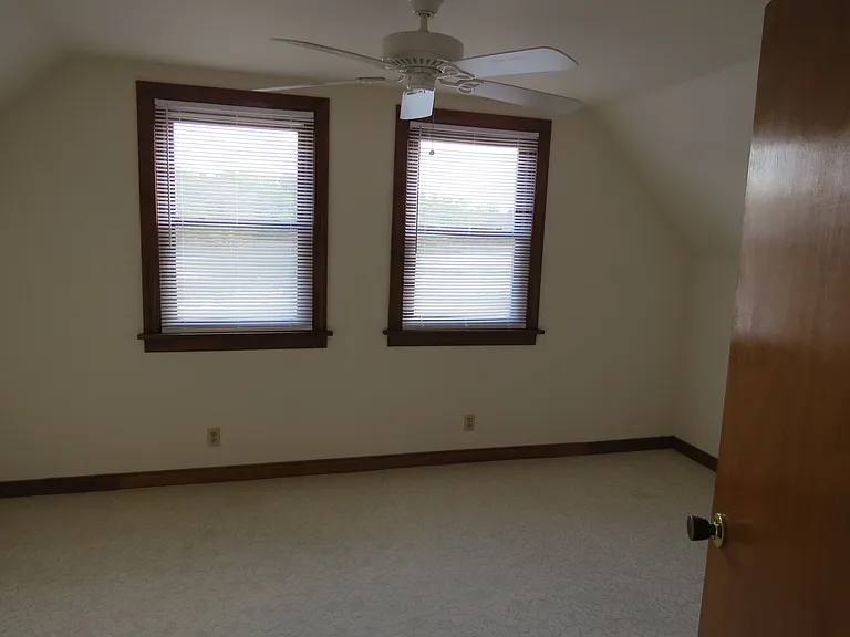 245 Swan View Dr — Photo 35