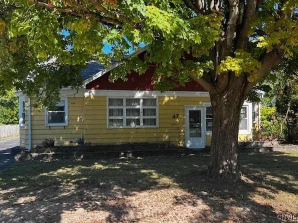 47 E 2nd St, Oneida, NY 13421