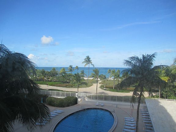4th image of 10245 Collins Ave APT 4E