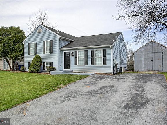 5th image of 10204 Bear Creek Dr
