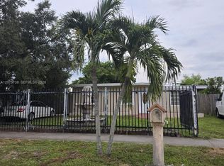 Lake Forest Sec One, West Park, FL 33023
