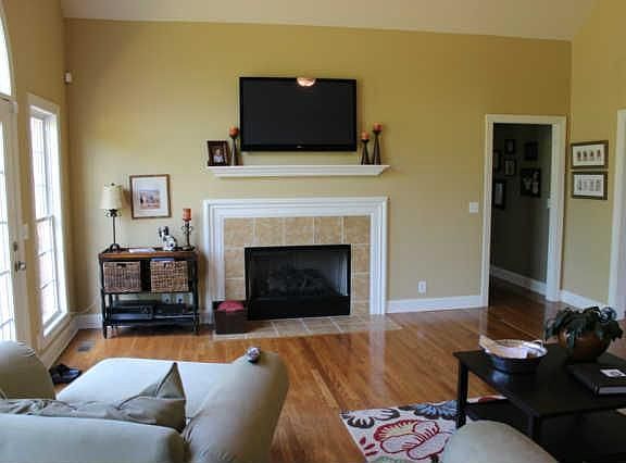 2nd image of 116 River Downs Blvd