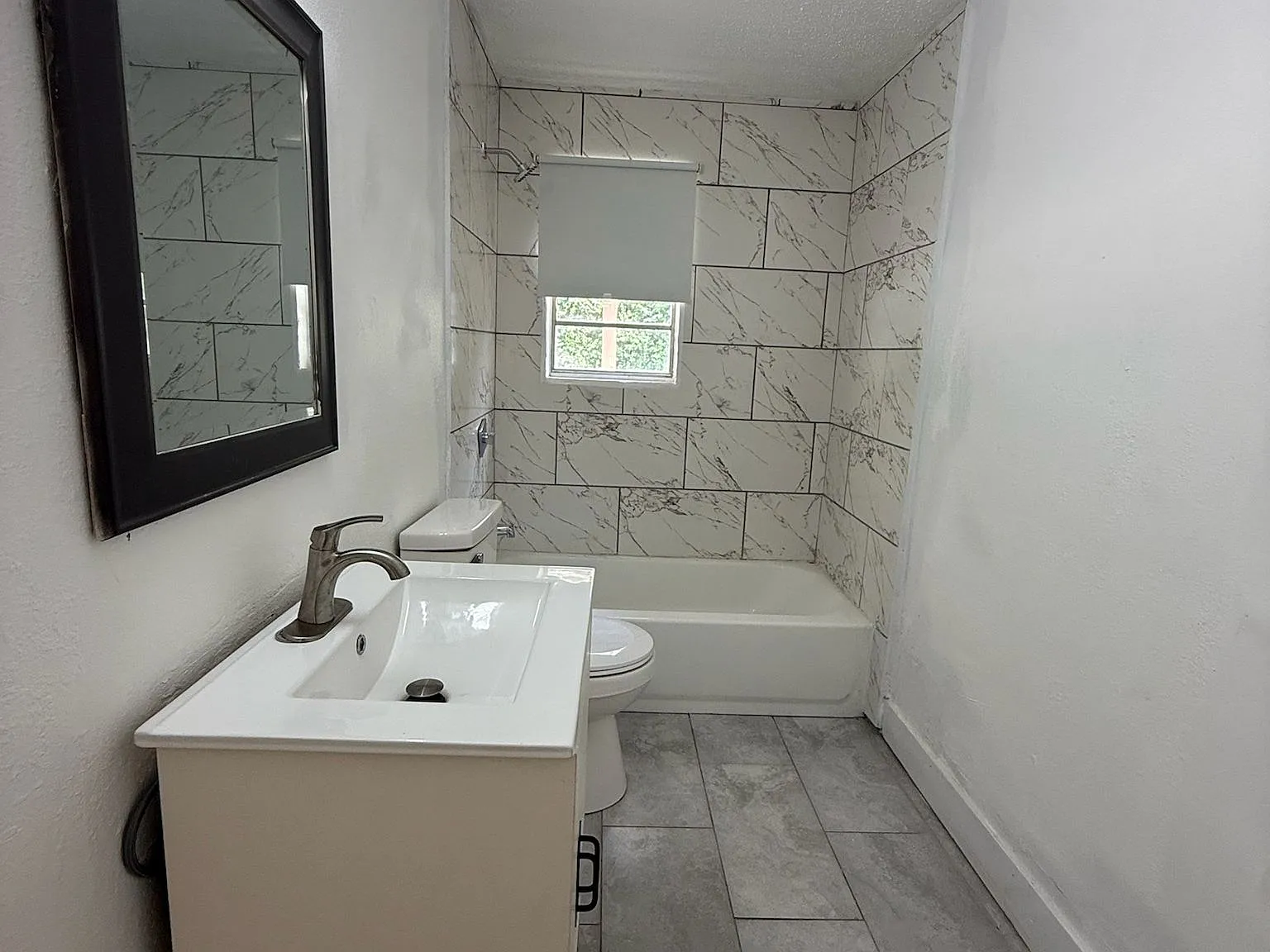 3 bed, 1100 sqft, $995 — Photo 2