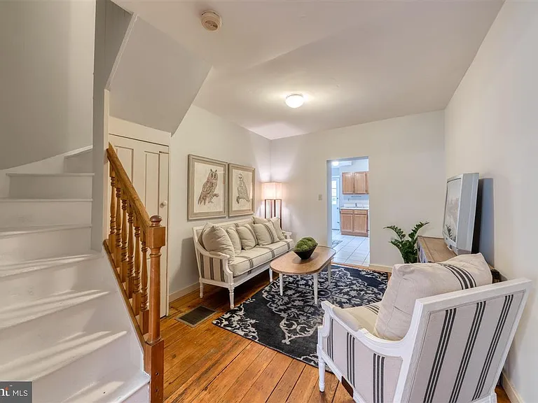 931 S Charles St — Photo 9