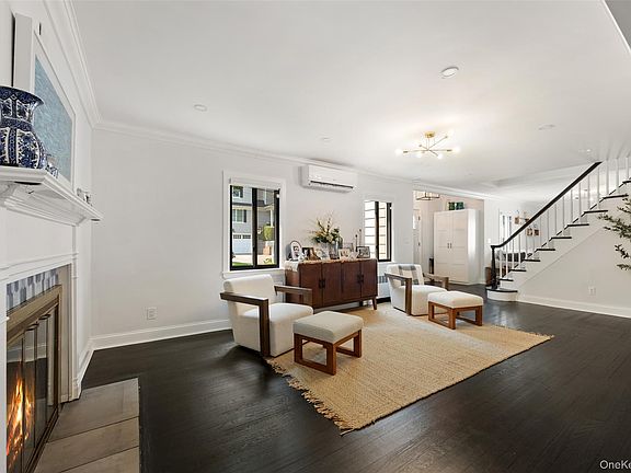 3rd image of 27 Clarendon Road
