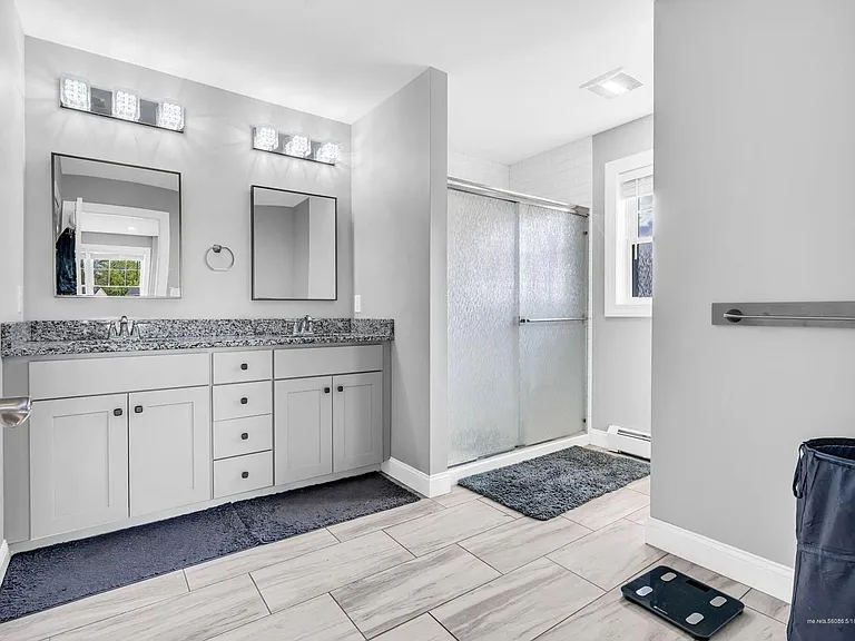 36 Belvedere Dr — Photo 5