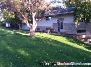 5826 Elbow Ln, Saint Cloud, MN 56303