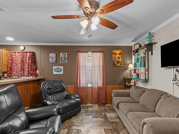 4th image of 15940 E Royal Oak Dr