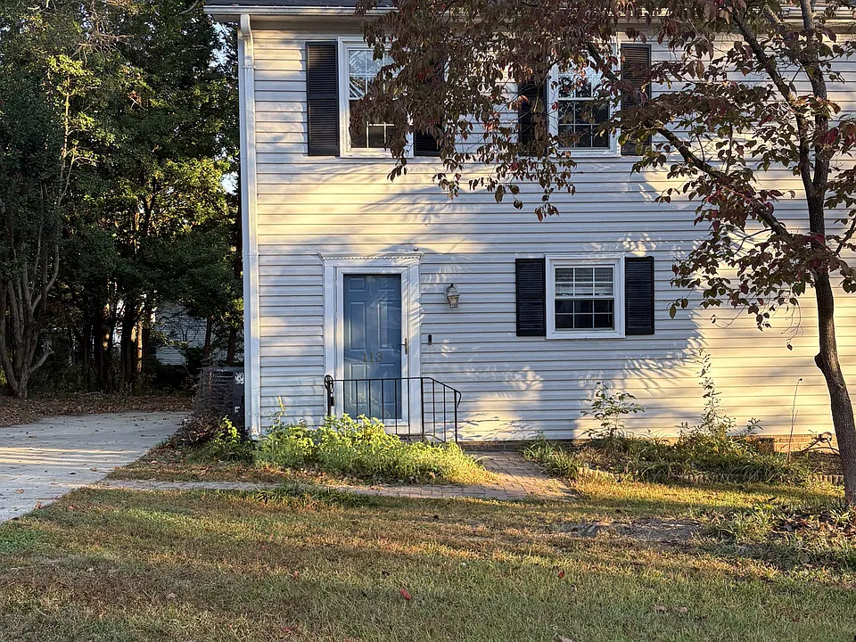 113 Village Ct