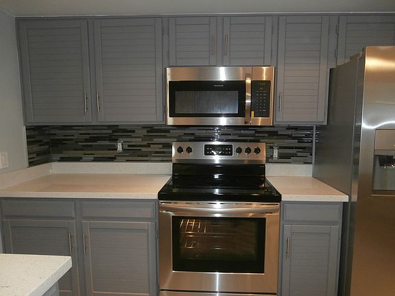 4th image of 3821 E Monte Cristo Ave