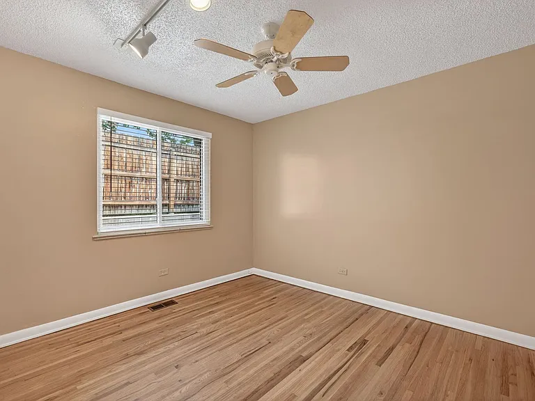 540 Detroit St — Photo 23