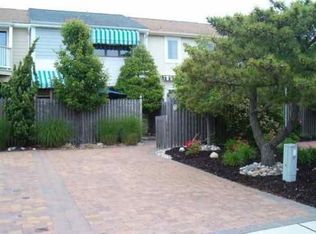 271 80th St, Avalon, NJ 08202