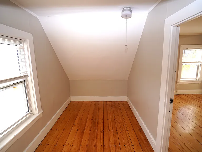 26 Ashford St #2 — Photo 6
