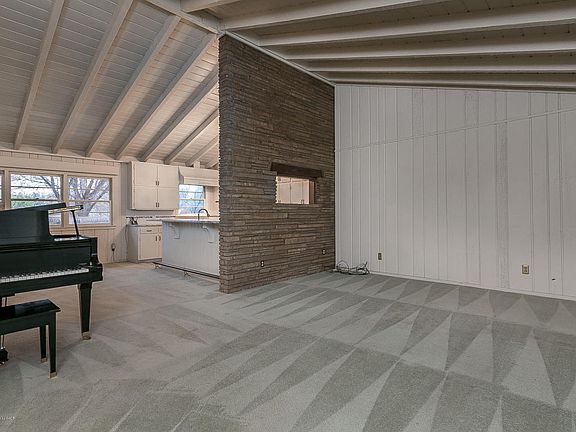 2nd image of 4905 Erik Ave