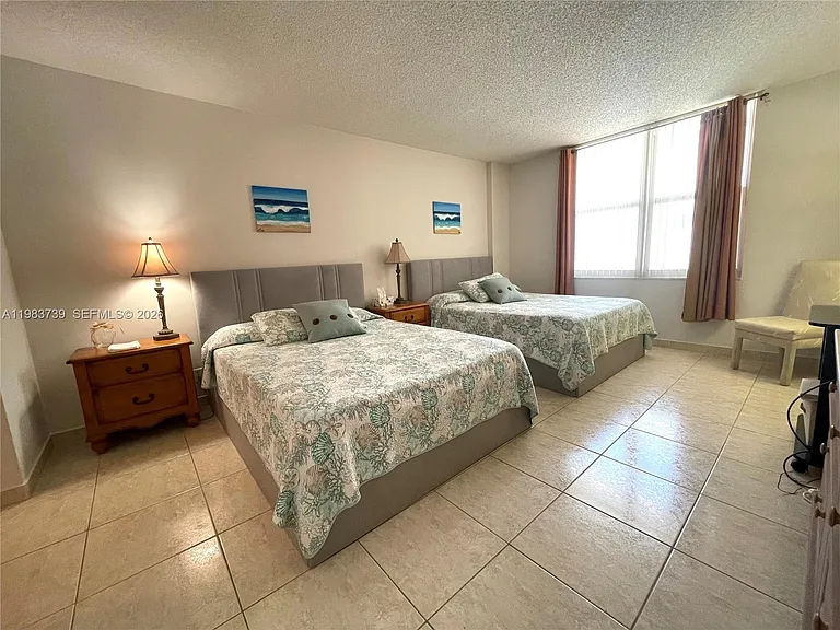 3725 S Ocean Dr #911 — Photo 8