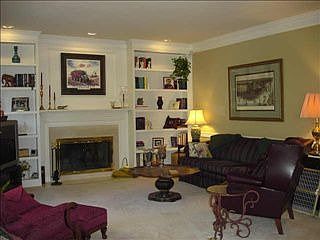 5th image of 180 Galesburg Dr