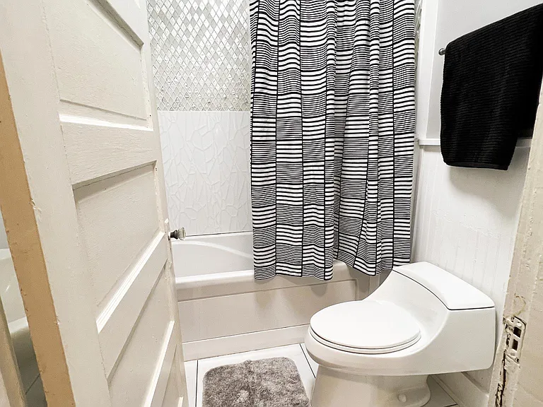Bathroom with large jet tub