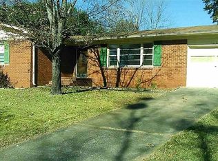 2228 Viscount Dr NW, Huntsville, AL 35810