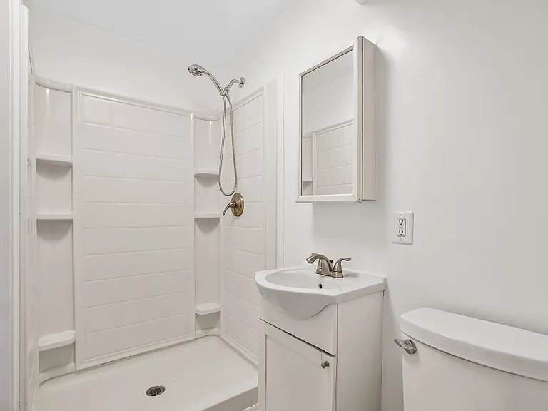 10214 Millstream Dr — Photo 22
