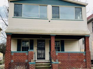 798 Wayside Rd, Cleveland, OH 44110