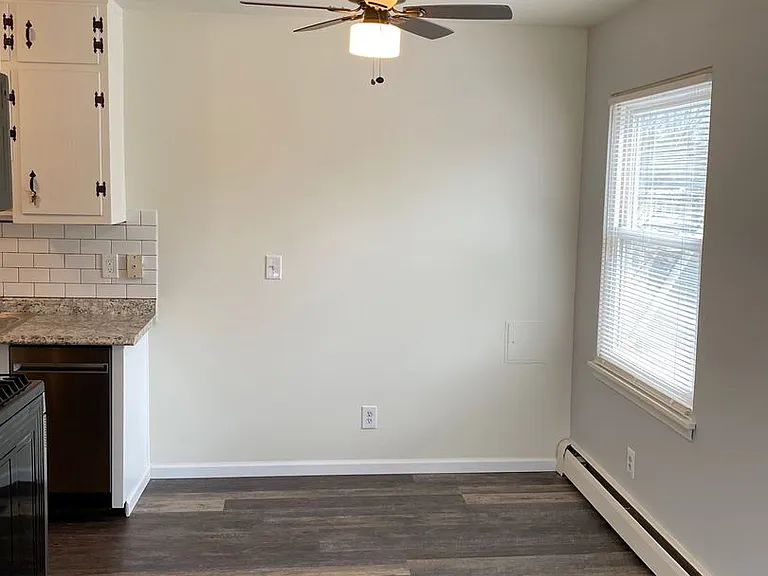 3200 Emerson Ave S — Photo 5