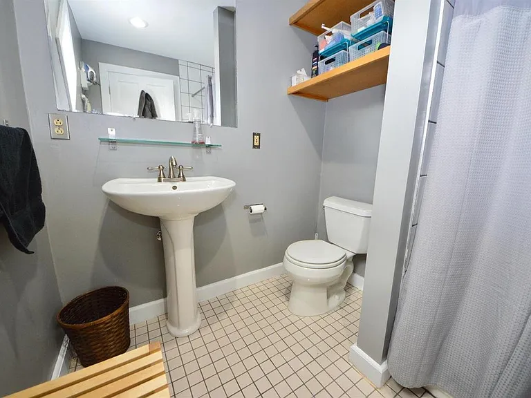 1314 Spring St #4 — Photo 17
