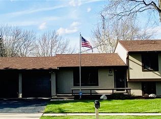 7204 Wales Rd, Northwood, OH 43619