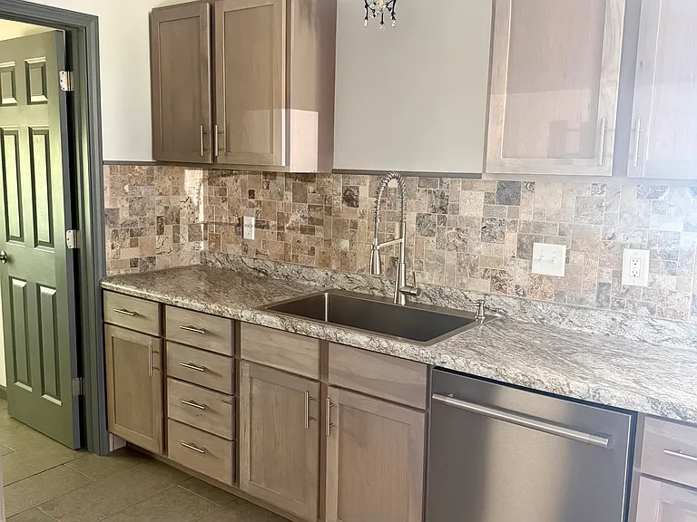 2106 Odessa St #A — Photo 1