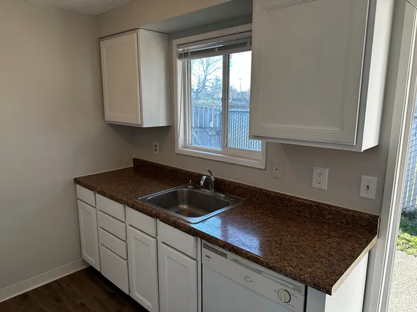 22920 NE Halsey St, Wood Village, OR