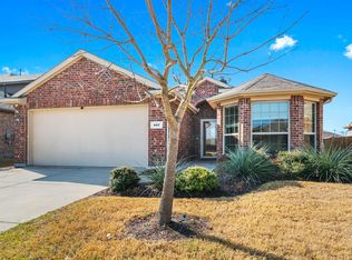 407 Dartmouth Dr, Van Alstyne, TX 75495